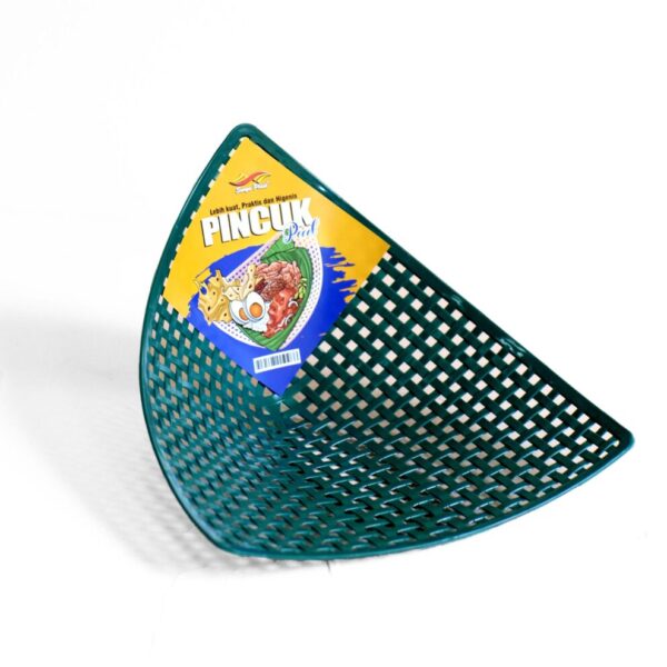 Piring Pincuk